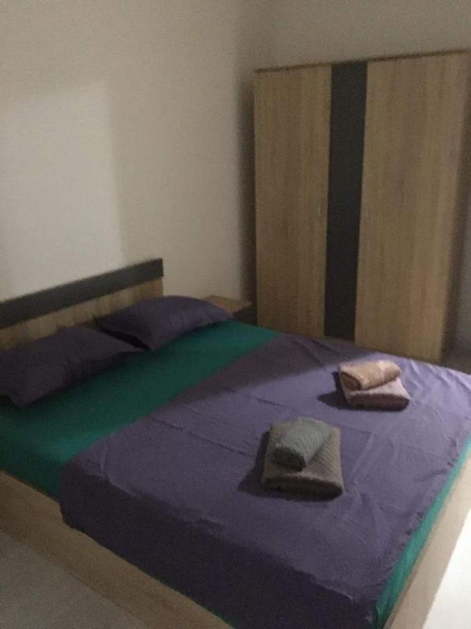 Tameo Apartment Батуми Екстериор снимка